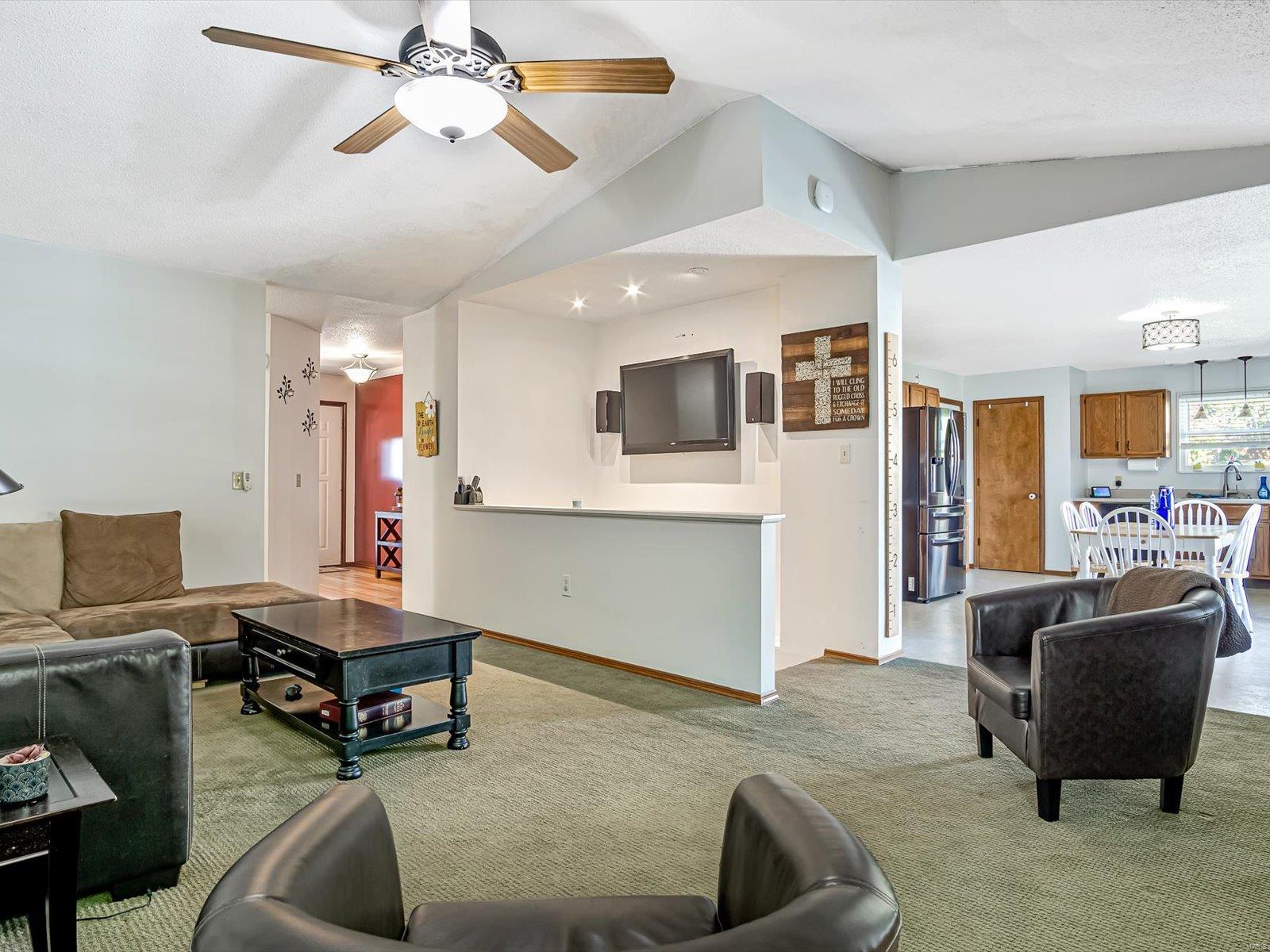 6 Spring Terrace Court Columbia, IL 62236 - Photo 6 of 22 Gallery Image 6