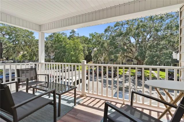 $390,000 | 850 Mallery Street, Unit 4W, St. Simons Island, GA 31522
