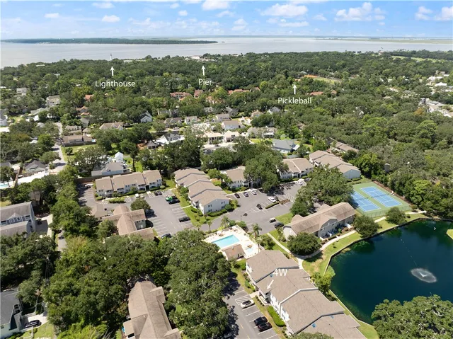 $390,000 | 850 Mallery Street, Unit 4W, St. Simons Island, GA 31522