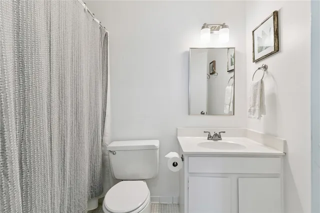 $390,000 | 850 Mallery Street, Unit 4W, St. Simons Island, GA 31522