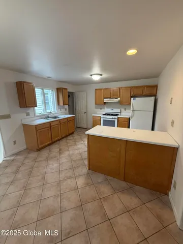 $538,000 | 17 Lawnridge Avenue, Unit 17 & 19, Albany, NY 12208