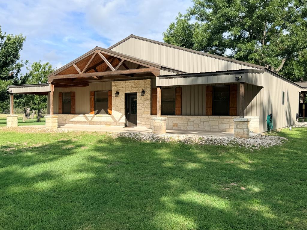 105 Guinn Avenue Rio Frio, TX 78879 - Photo 1 of 1 Main View