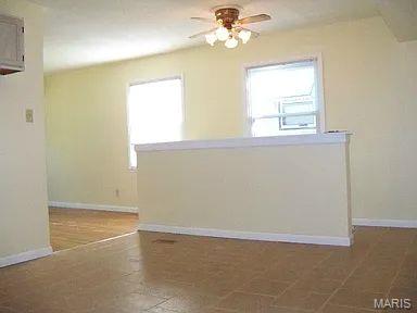 310 Midlothian Road St. Louis, MO 63137 - Photo 4 of 16