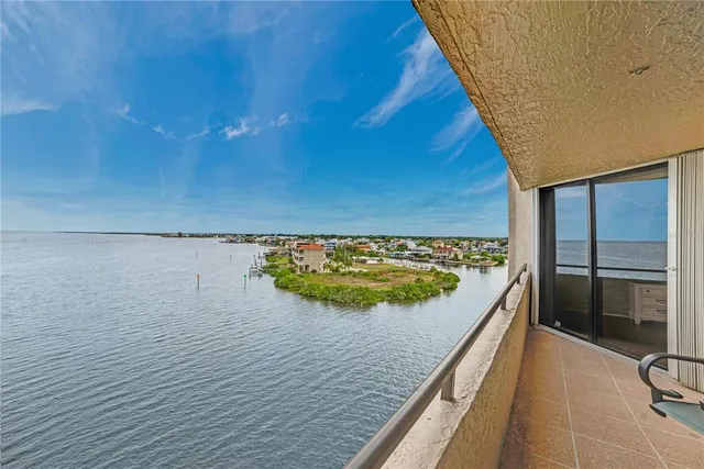 $469,000 | 6035 Sea Ranch Drive, Unit 612, Hudson, FL 34667