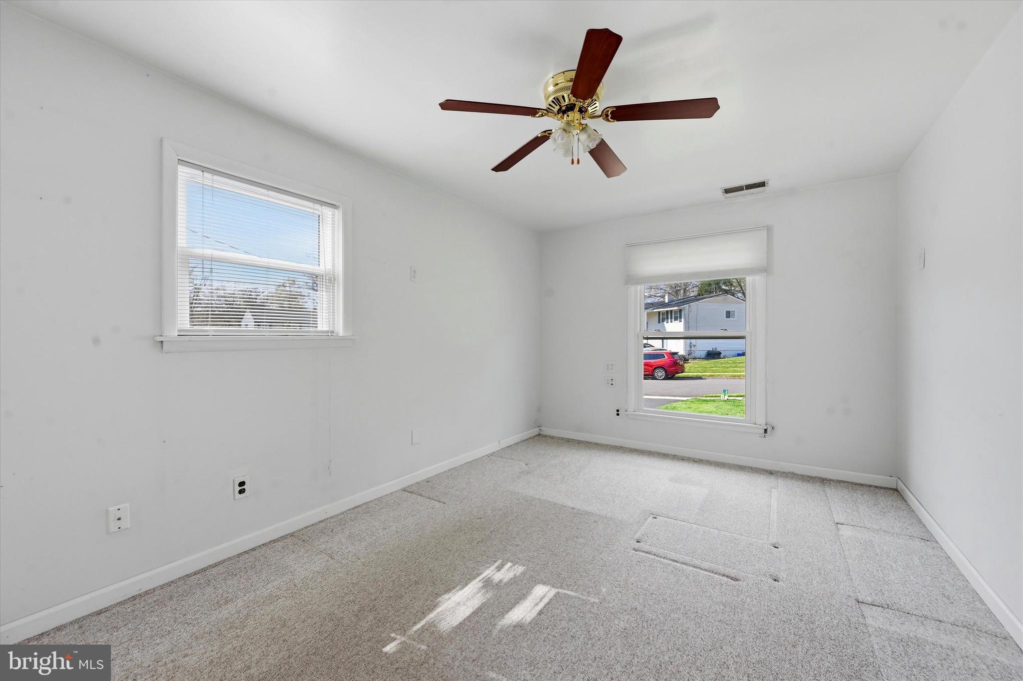 227 Tuscany Road Aston, PA 19014 - Photo 14 of 25 Gallery Image 14
