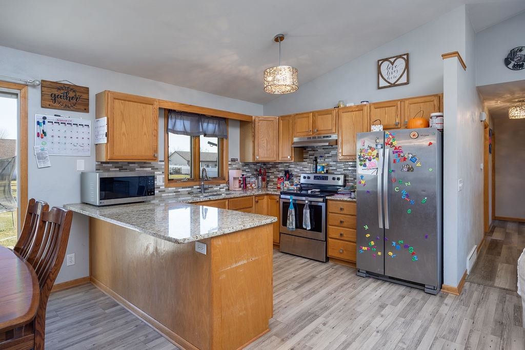 2210 North Wright Road Janesville, WI 53546 - Photo 12 of 29