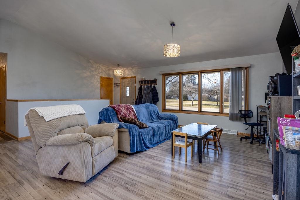 2210 North Wright Road Janesville, WI 53546 - Photo 9 of 29