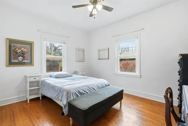 $215,000 | 2911 21st Avenue, Rock Island, IL 61201