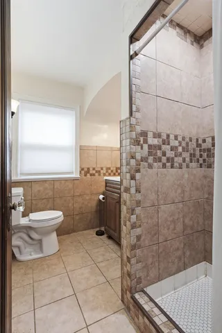 $215,000 | 2911 21st Avenue, Rock Island, IL 61201