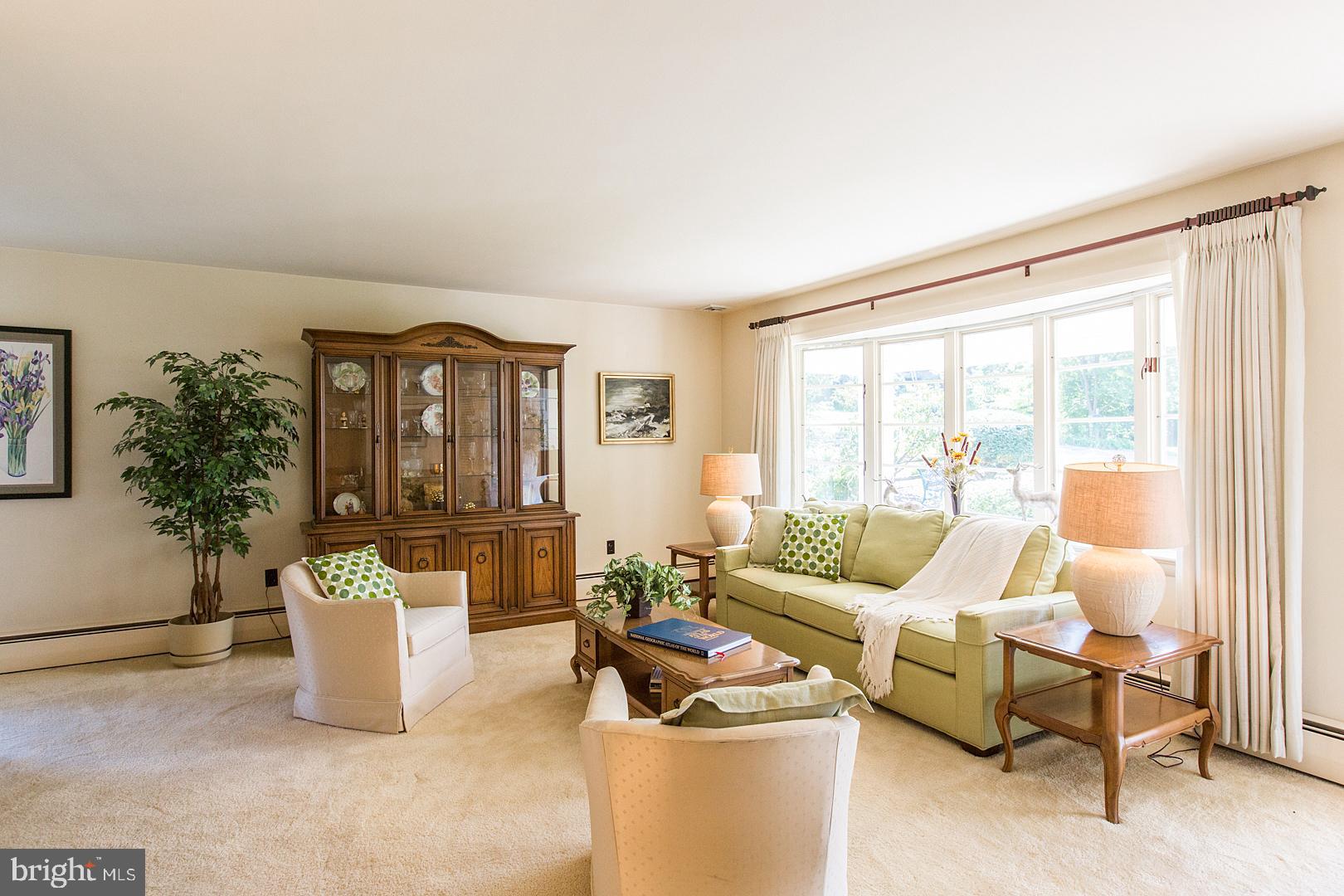 822 Hillaire Road Lancaster, PA 17601 - Photo 14 of 74 Gallery Image 14