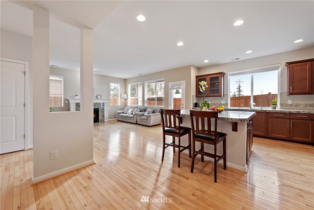 3902 178th Place Southeast Bothell, WA 98012 - Photo 4 of 25 Gallery Image 4