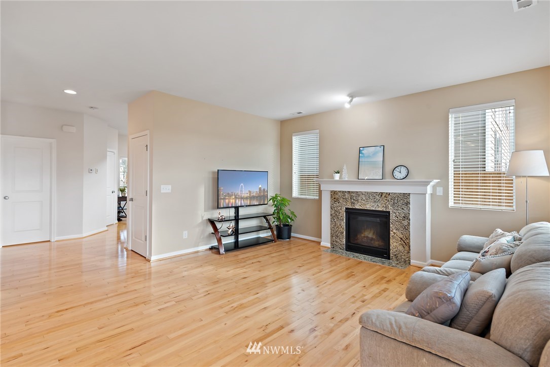 3902 178th Place Southeast Bothell, WA 98012 - Photo 9 of 25 Gallery Image 9