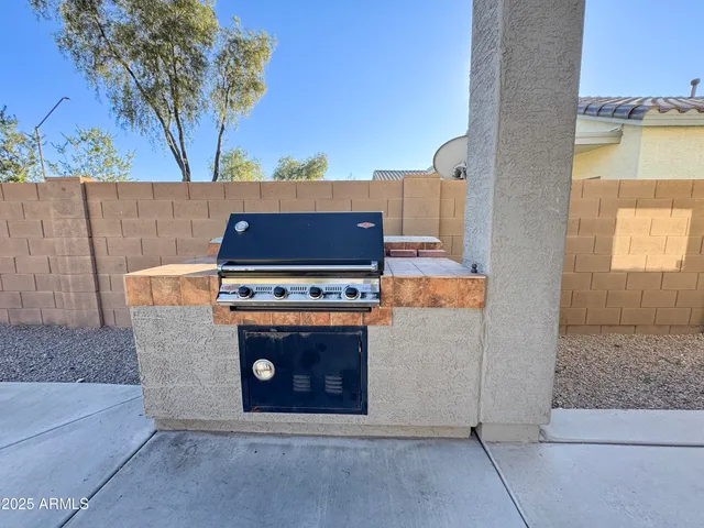 $2,100 | 17230 West Saguaro Lane, Surprise, AZ 85388
