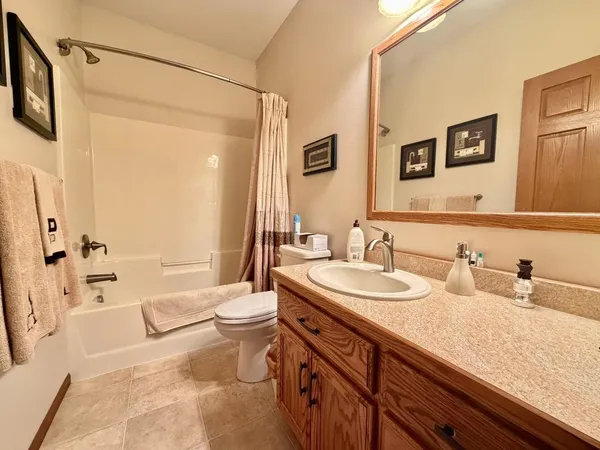 $399,900 | 1722 12th Street North, Wahpeton, ND 58075