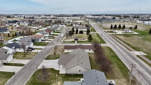 $399,900 | 1722 12th Street North, Wahpeton, ND 58075