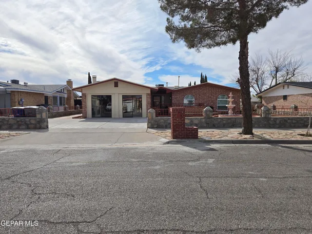 $280,000 | 11188 Shoreline Drive, El Paso, TX 79936