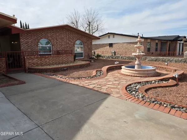 $280,000 | 11188 Shoreline Drive, El Paso, TX 79936