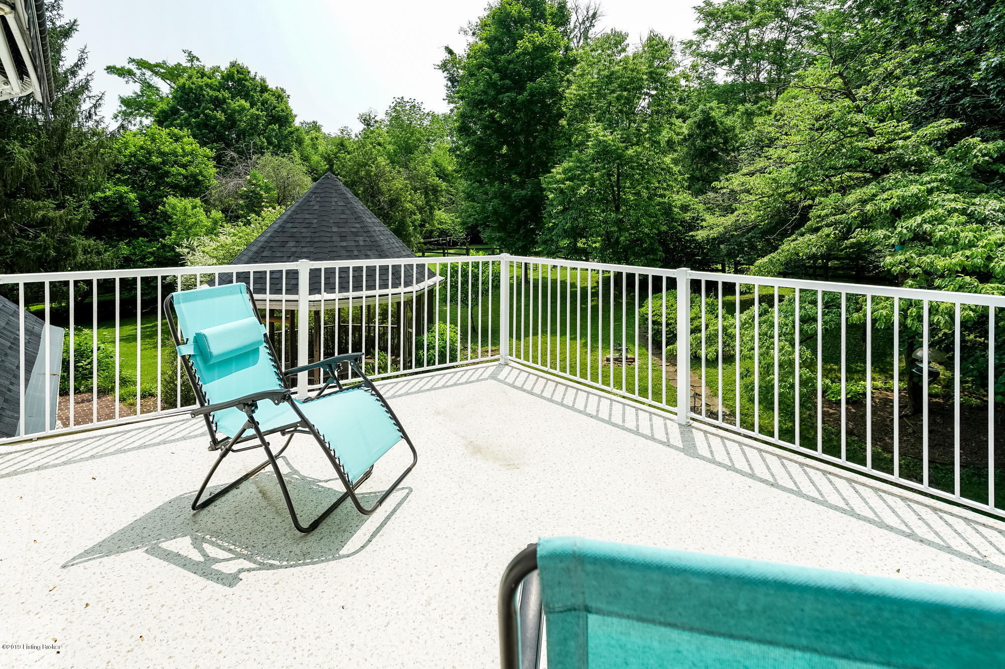 11600 Valley View Road Anchorage, KY 40223 - Photo 42 of 91 Upper Level Balcony