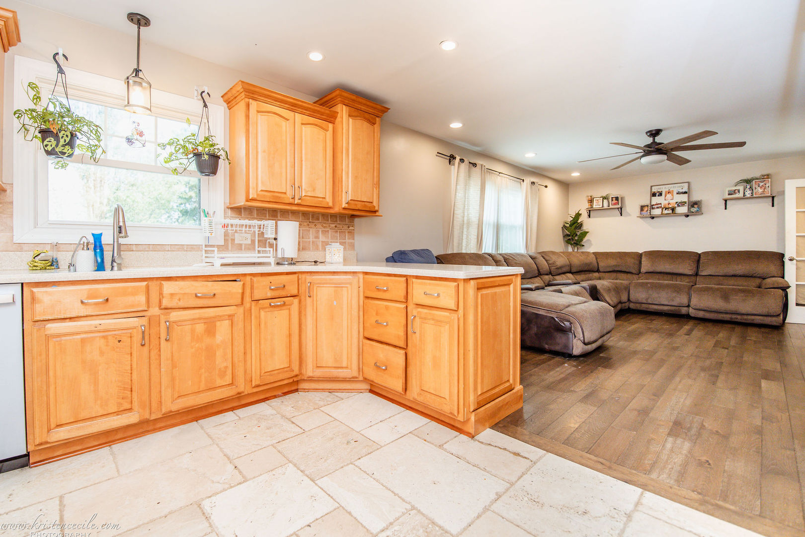 936 West Corning Road Beecher, IL 60401 - Photo 17 of 72 a view of a kitchen with electric appliances