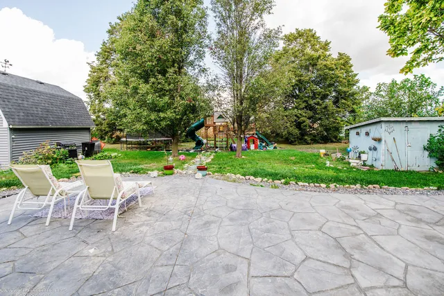 $399,999 | 936 West Corning Road, Beecher, IL 60401