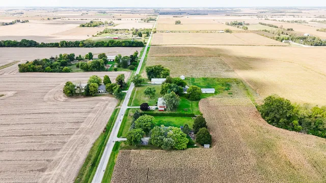 $399,999 | 936 West Corning Road, Beecher, IL 60401