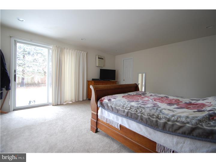 21 York Road Wilmington, DE 19803 - Photo 6 of 16 Master Bedroom