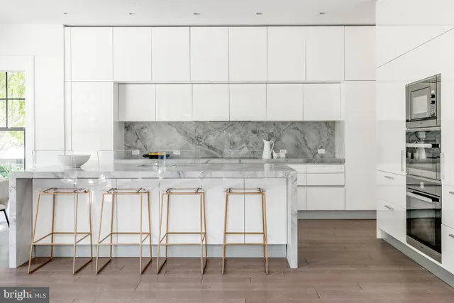 $3,249,000 | 2361 North Edgewood Street, Arlington, VA 22207