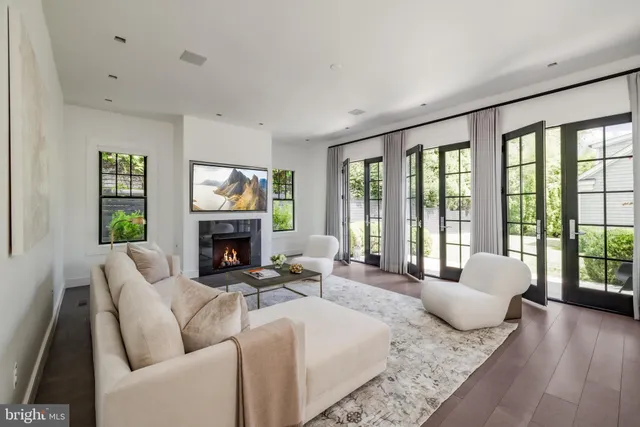 $3,249,000 | 2361 North Edgewood Street, Arlington, VA 22207