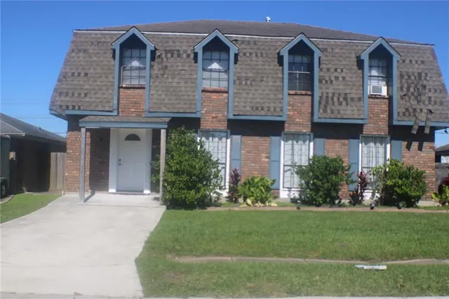 $210,500 | 2236 Hampton Drive, Harvey, LA 70058