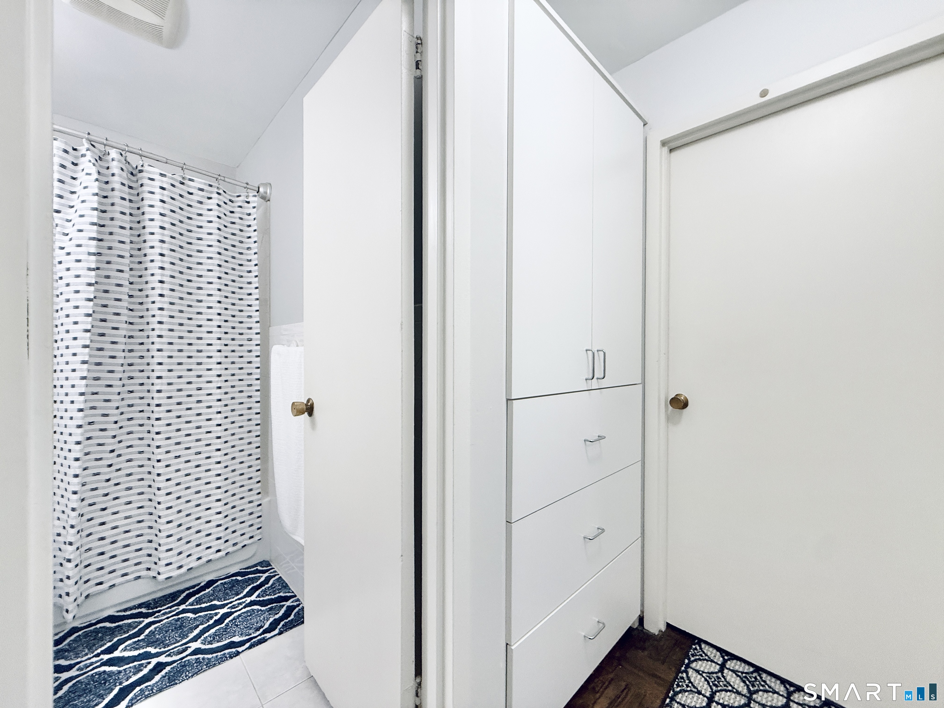 140 Grove Street, Unit 2H Stamford, CT 06901 - Photo 14 of 21