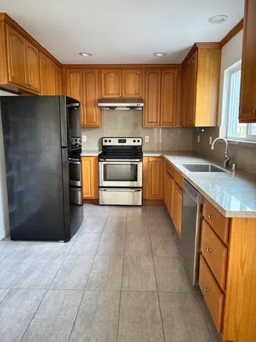 $2,850 | 332 Torino Drive, Unit 2, San Carlos, CA 94070