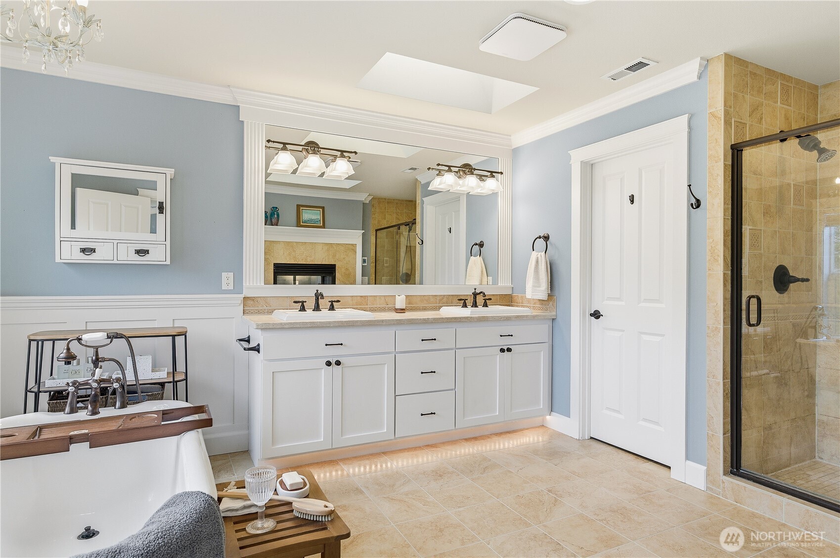 1607 Lyons Avenue Northeast Renton, WA 98059 - Photo 26 of 39