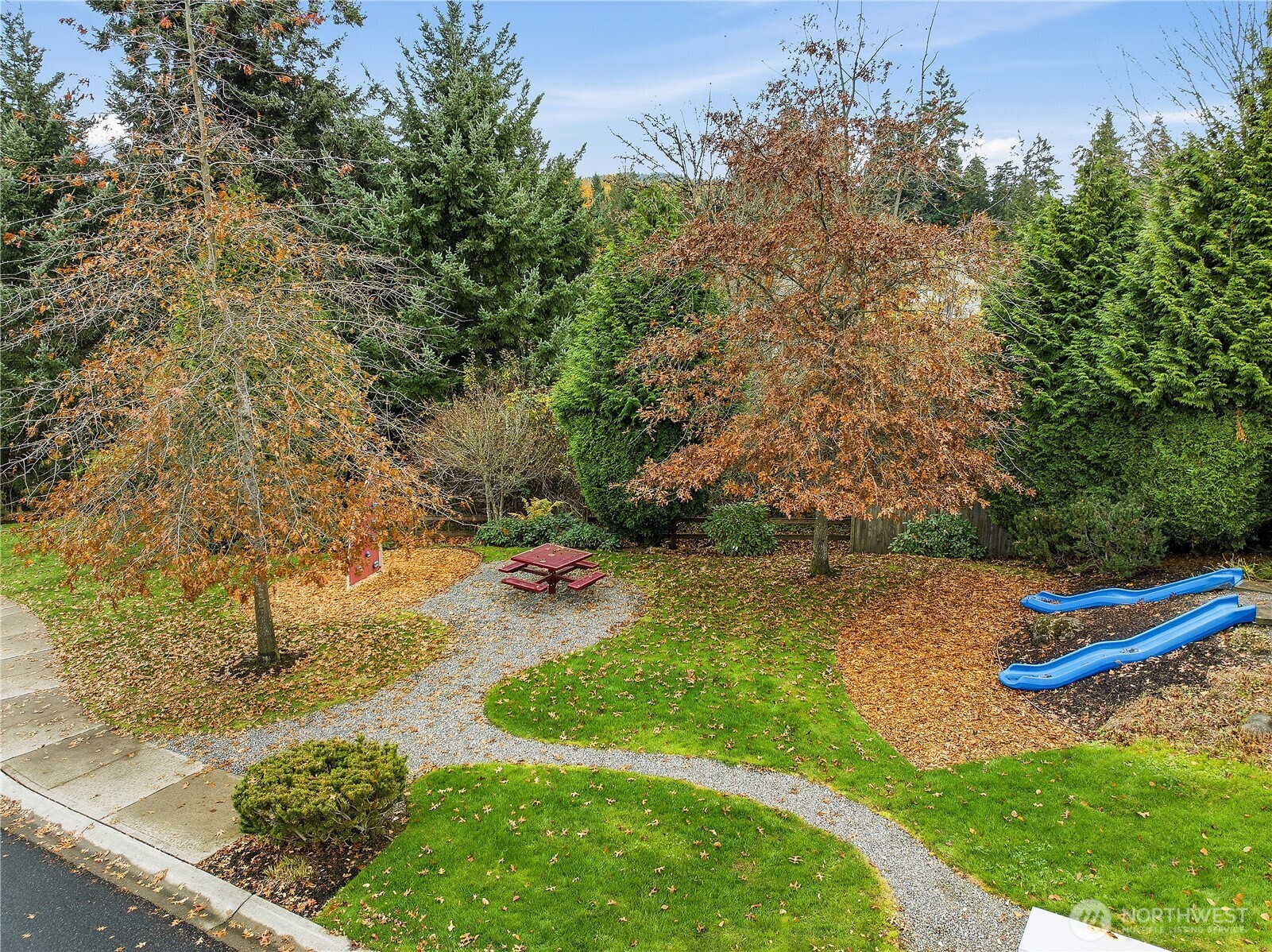 1607 Lyons Avenue Northeast Renton, WA 98059 - Photo 36 of 39