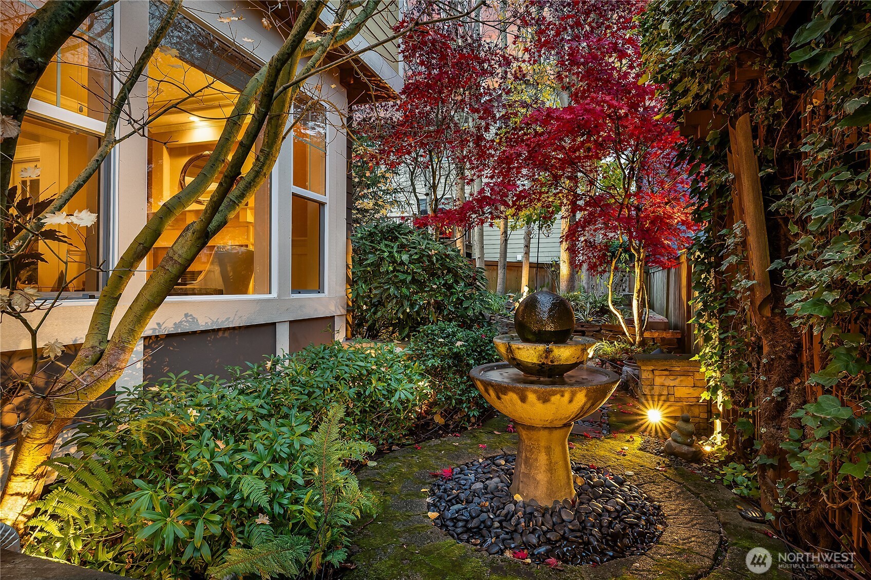 1607 Lyons Avenue Northeast Renton, WA 98059 - Photo 37 of 39