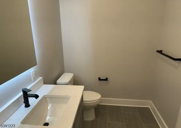 $2,800 | 214 East Grove Street, Unit 107, Westfield, NJ 07090