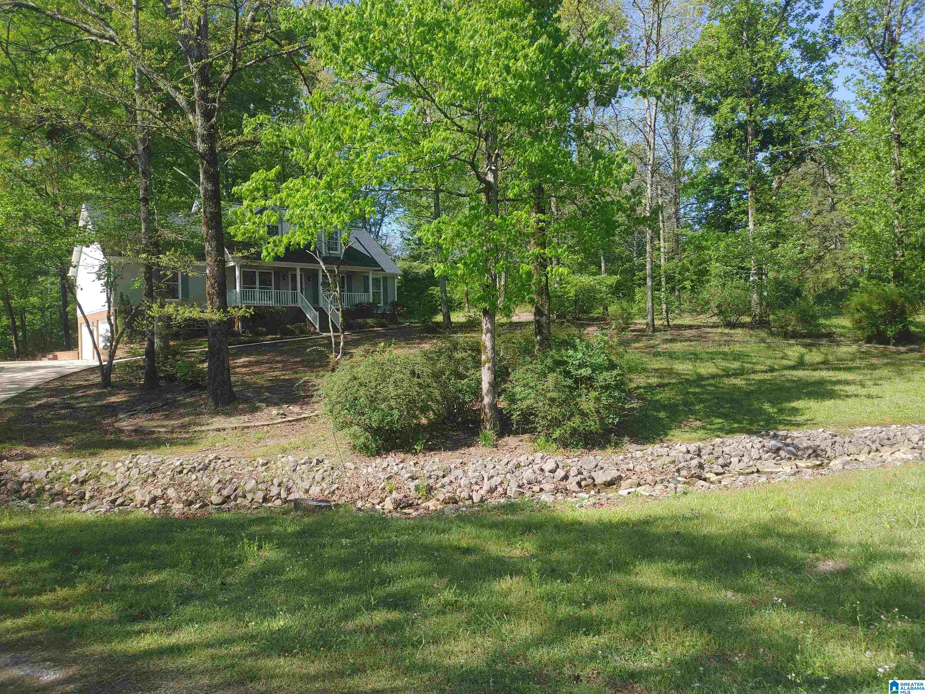 1479 Sanie Road Odenville, AL 35120 - Photo 3 of 33