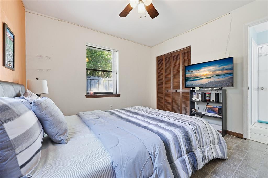 4916 Southwest 57th Drive Gainesville, FL 32608 - Photo 15 of 23