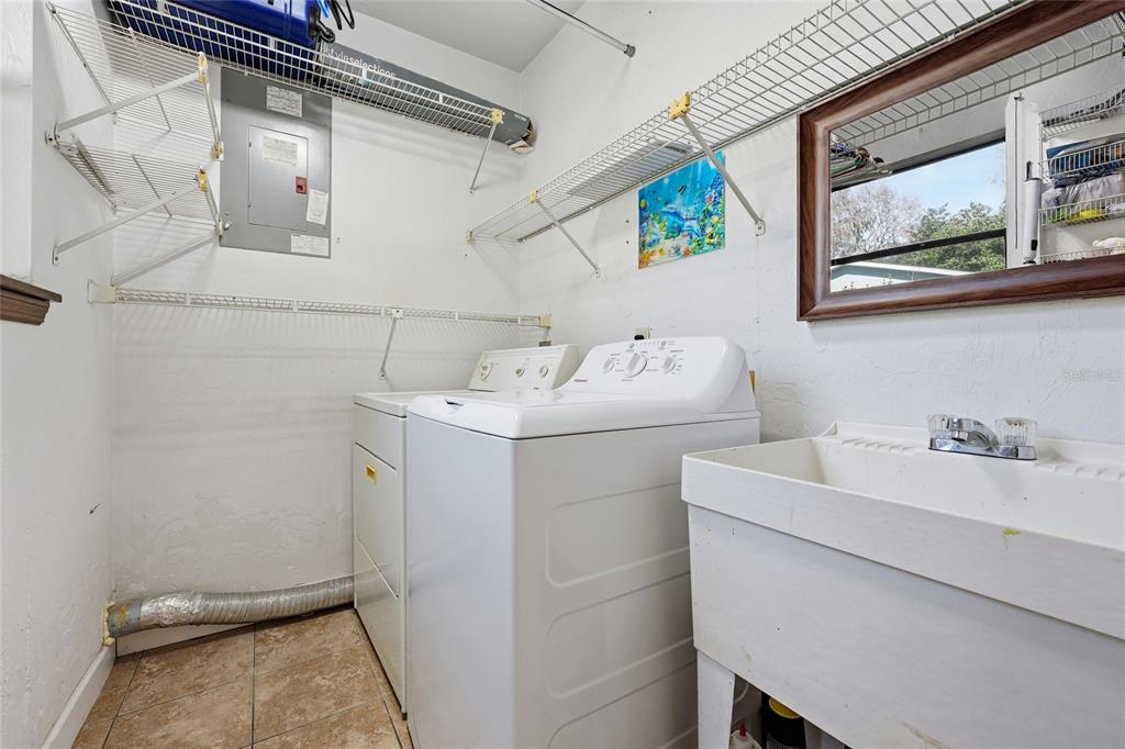 4916 Southwest 57th Drive Gainesville, FL 32608 - Photo 16 of 23