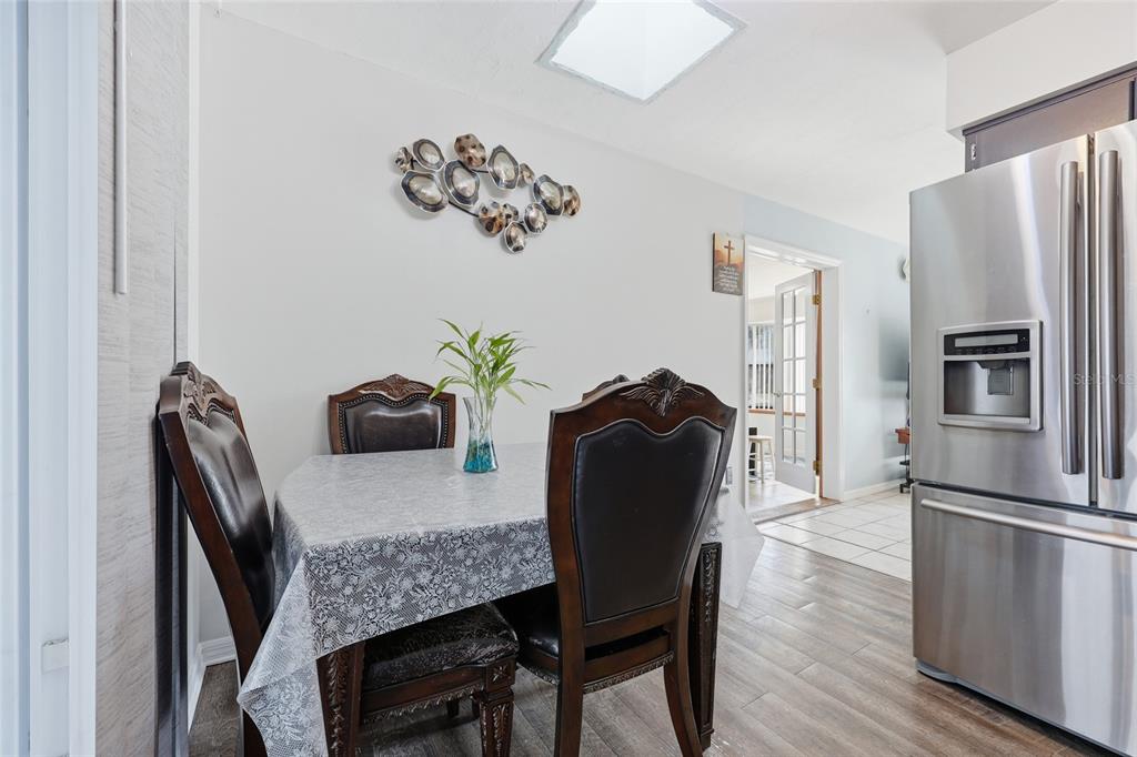 4916 Southwest 57th Drive Gainesville, FL 32608 - Photo 6 of 23