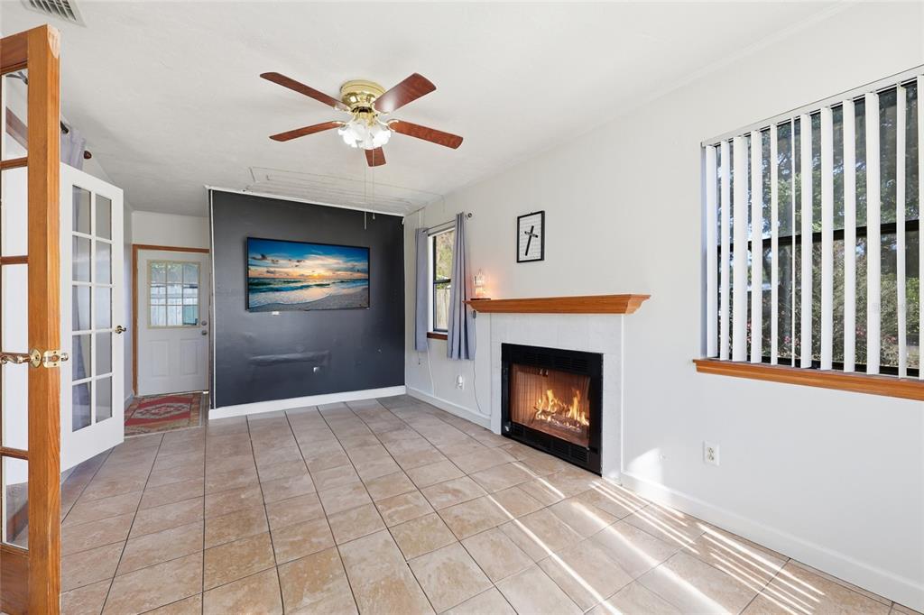 4916 Southwest 57th Drive Gainesville, FL 32608 - Photo 10 of 23