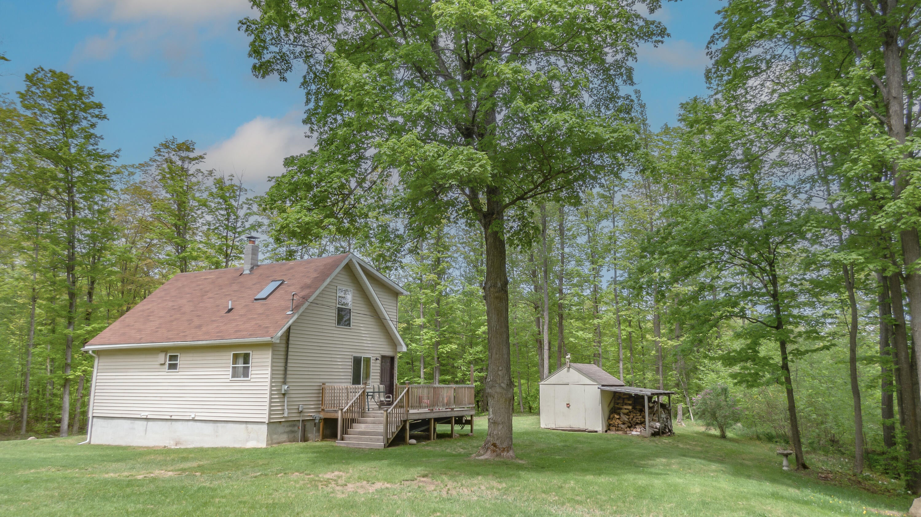 13055 Congdon Road Wolverine, MI 49799 - Photo 4 of 38 Gallery Image 4