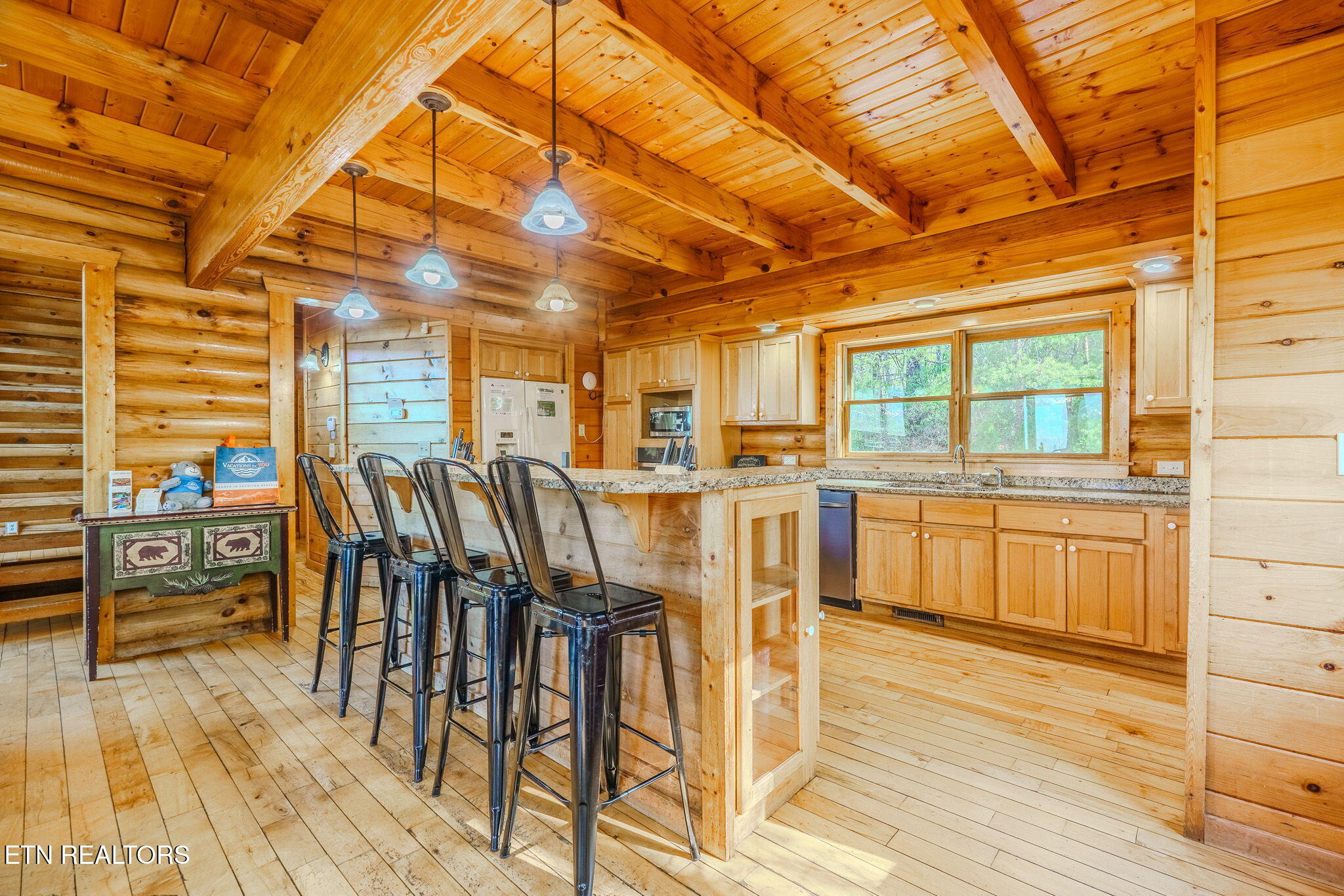 401 Pinnacle Vista Road Gatlinburg, TN 37738 - Photo 28 of 58 3-web-or-mls-_DSC9900-HDR