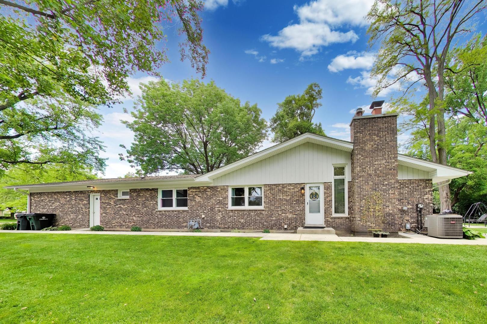 1052 Rolling Pass Glenview, IL 60025 - Photo 20 of 26