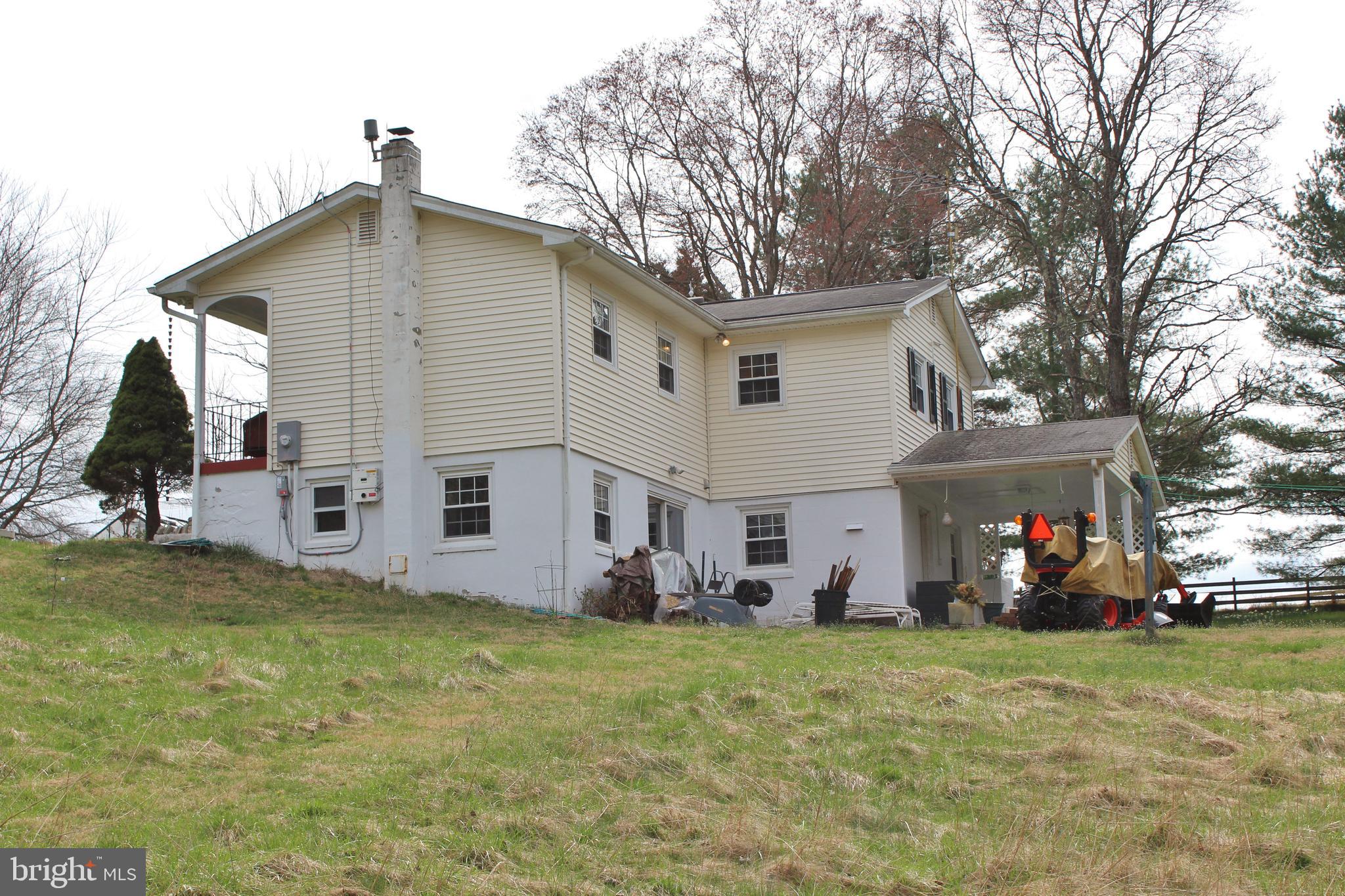 10166 Conde Road Marshall, VA 20115 - Photo 20 of 63 Big open yard.