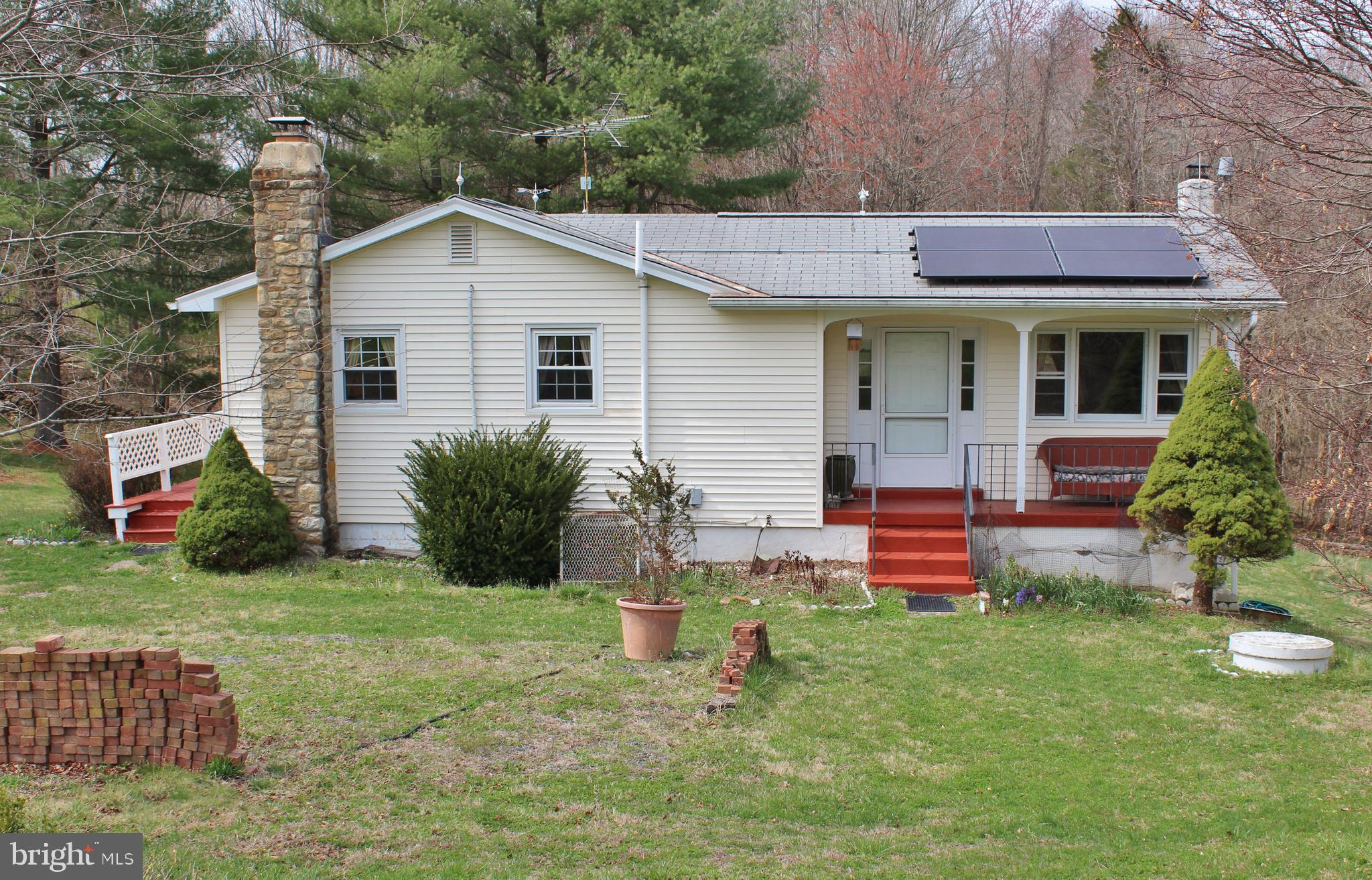 10166 Conde Road Marshall, VA 20115 - Photo 3 of 63 Self Sufficient Country Cottage with solar power.
