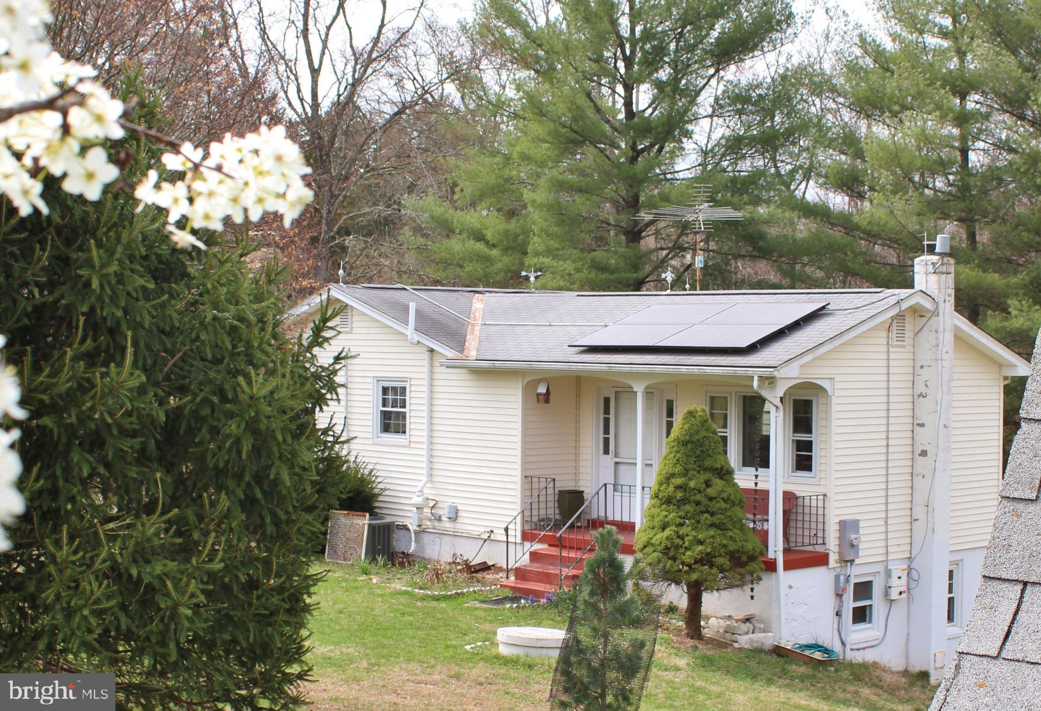 10166 Conde Road Marshall, VA 20115 - Photo 25 of 63 This solid home just oozes cute.