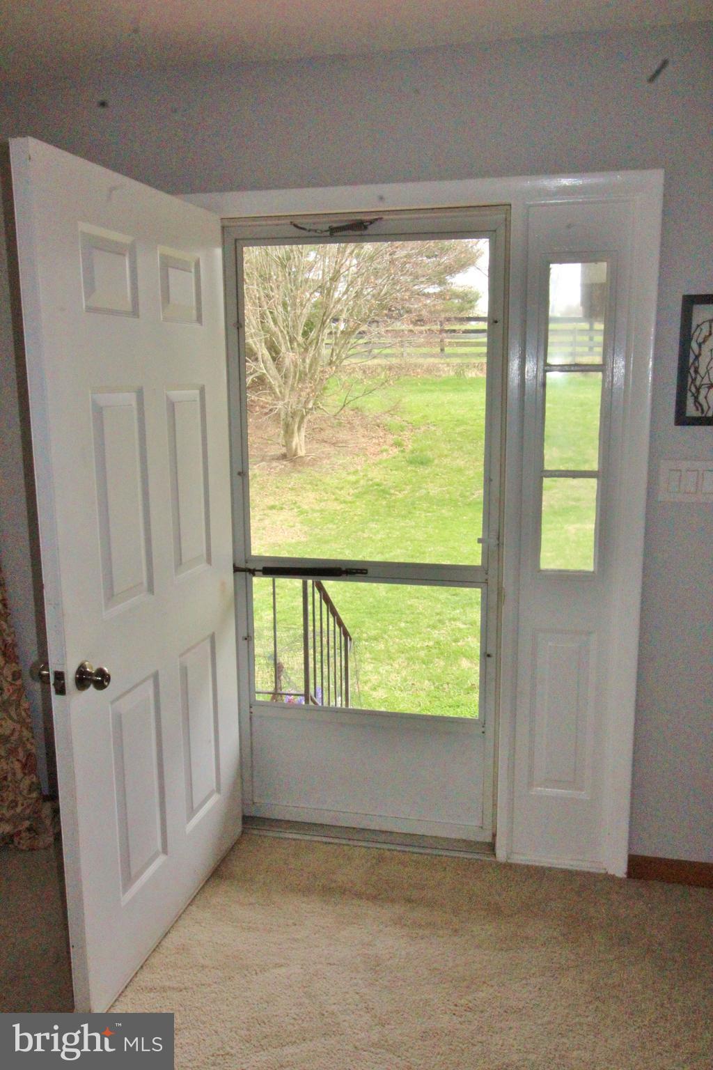 10166 Conde Road Marshall, VA 20115 - Photo 41 of 63 Let Springtime come on in.