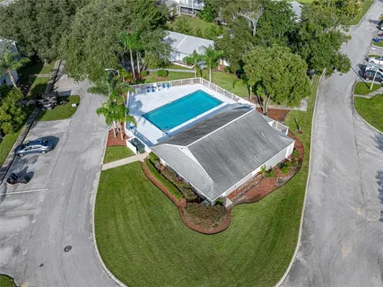 $169,900 | 222 Carpenters Way, Unit 9, Lakeland, FL 33805