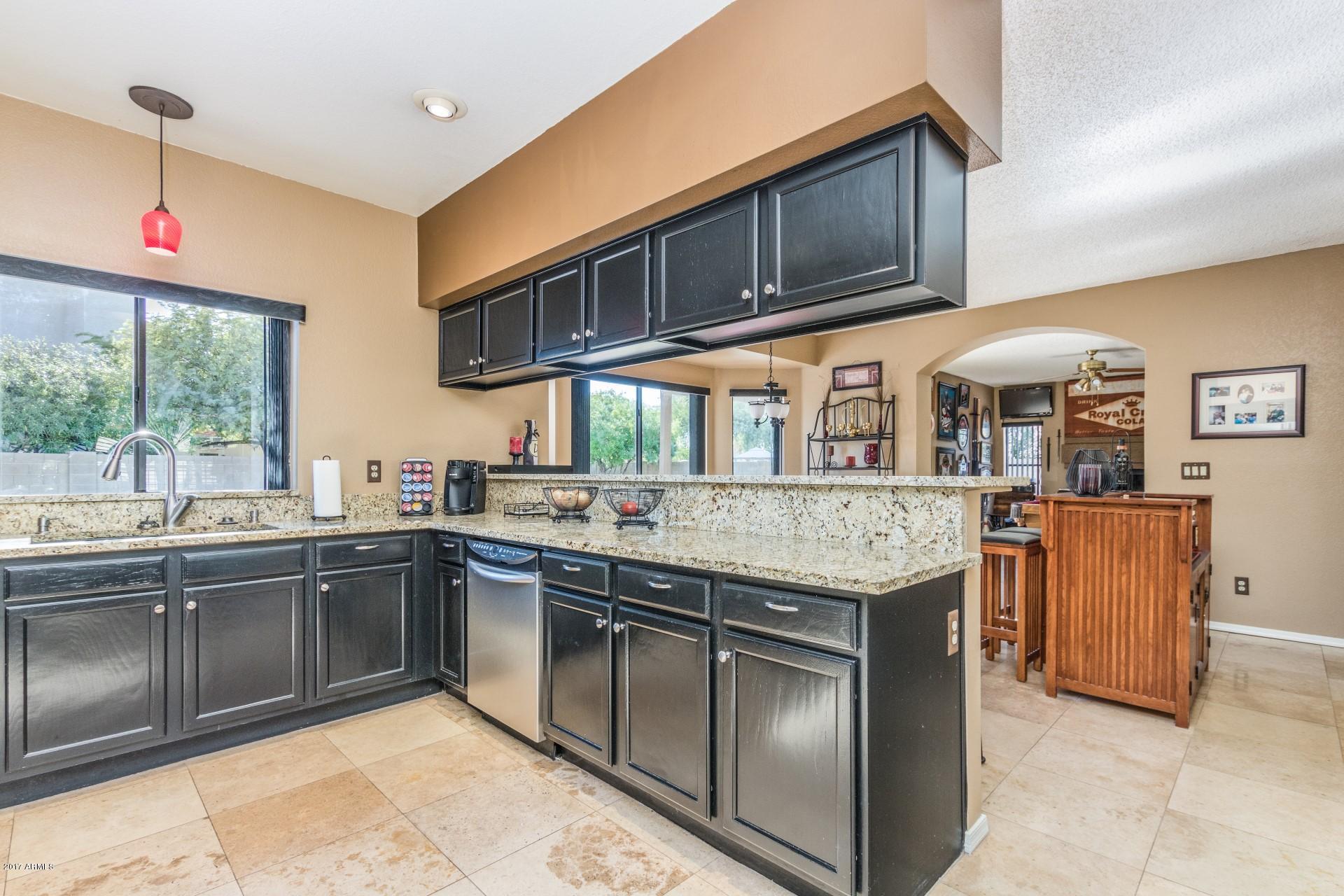 6260 West Grandview Road Glendale, AZ 85306 - Photo 11 of 42 Grandview (13)