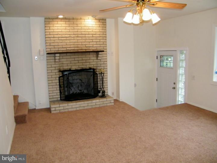 12501 Medford Road Philadelphia, PA 19154 - Photo 3 of 17